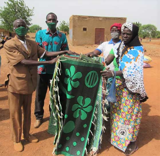 They received mats from the hands of some of our partner pastors. 